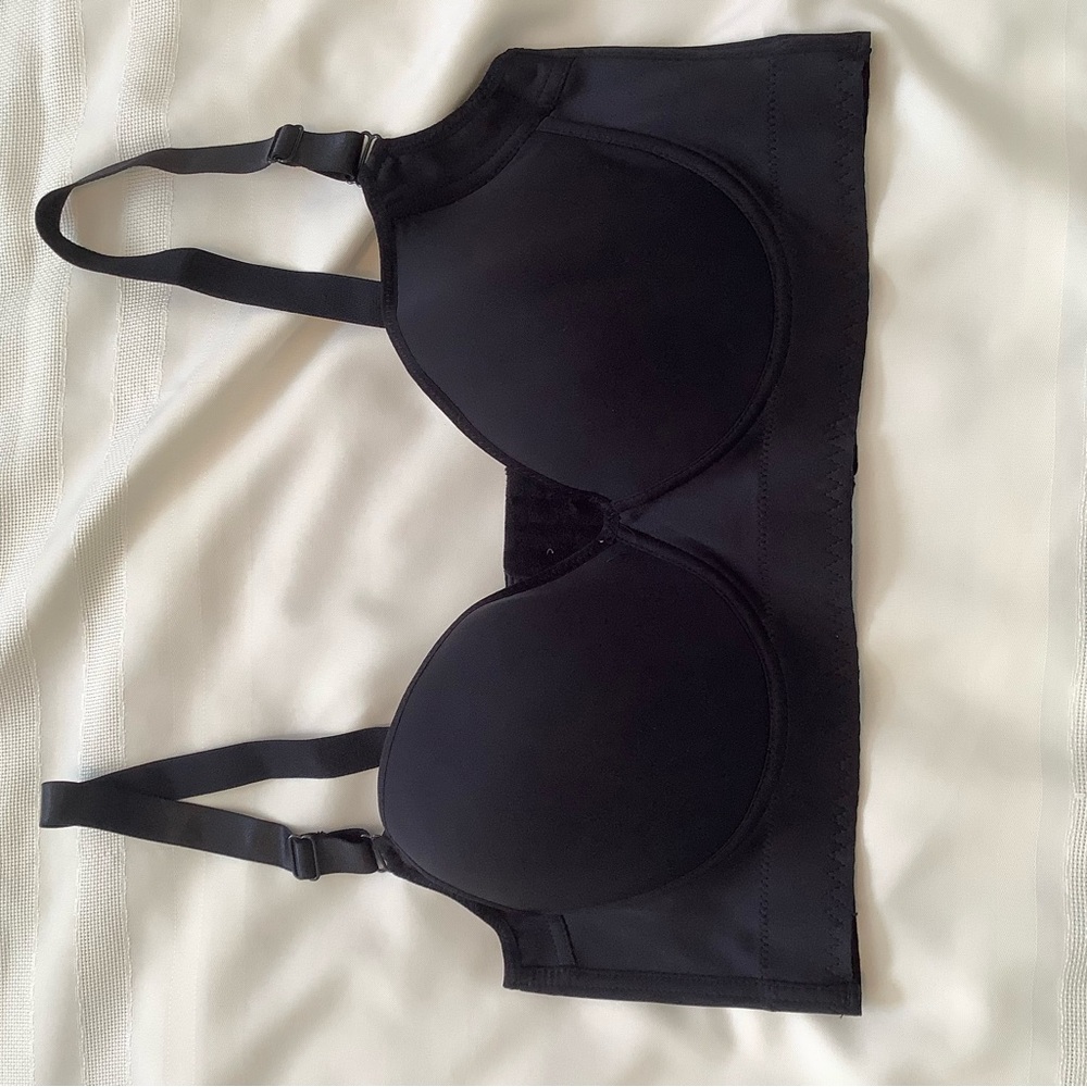 Sleek Black Women's Bra